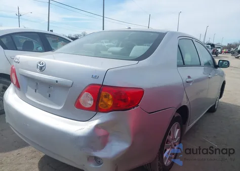 2010 Toyota Corolla Le z USA, uszkodzony, nr VIN 2T1BU4EE0AC288022